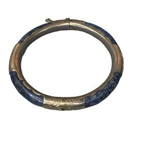 Mid Century Artisan Silver Wrapped Etched Lapis Lazuli Hinged Bangle Bracelet